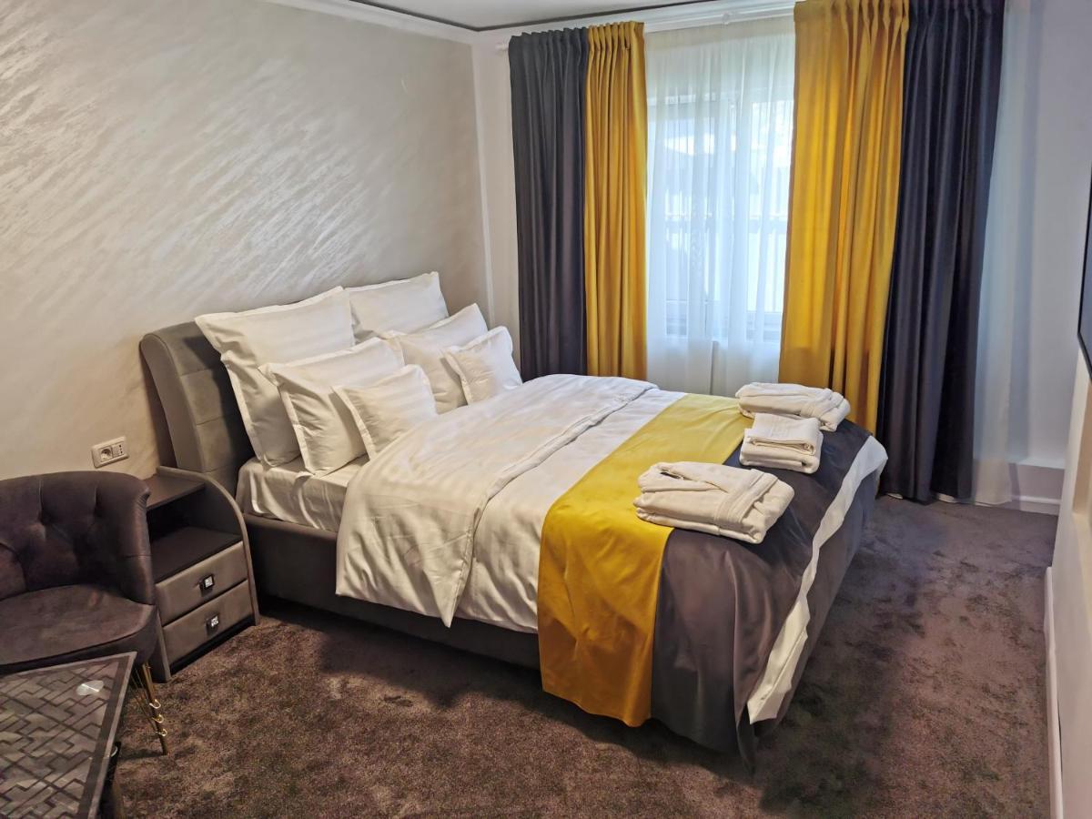 Casa Davison Apartment Târgu Jiu Екстериор снимка